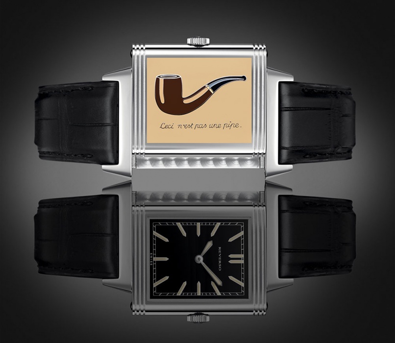 The engraved painting is revealed on the flip side of the Reverso watch